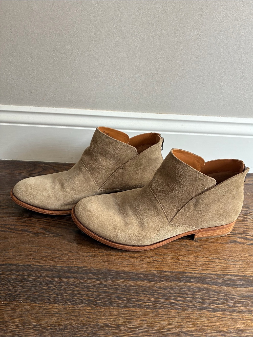 Kork-Ease Ryder Short Ankle Boots in Light Taupe Suede Size 11